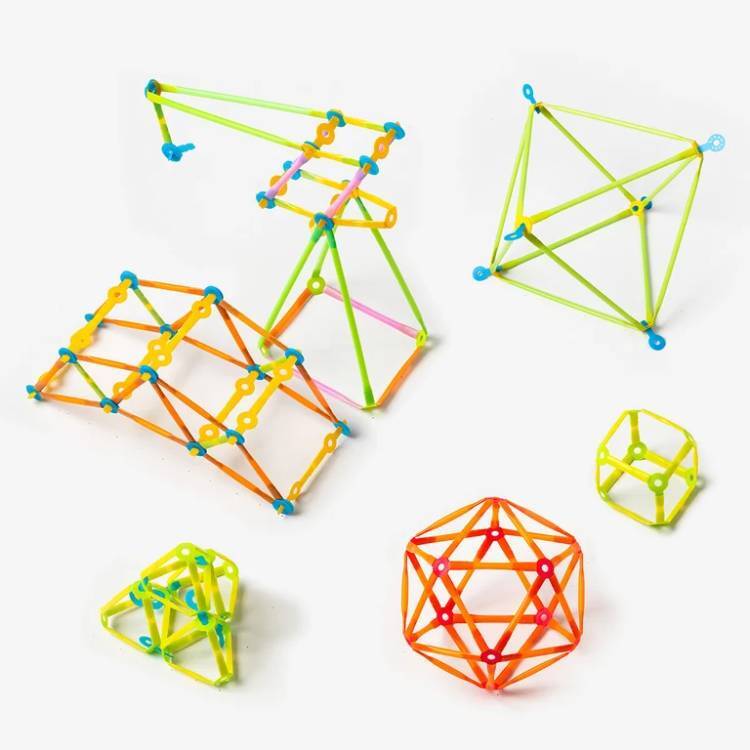 Strawbees Builds Small
