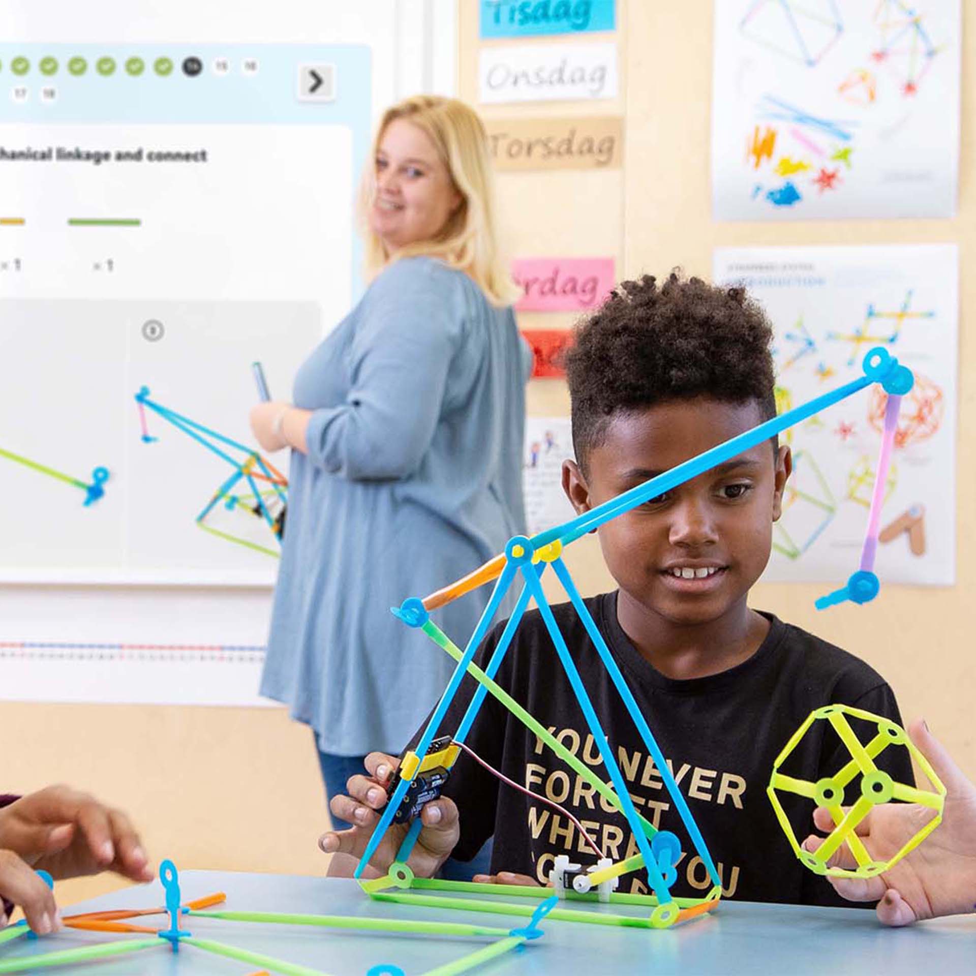 bundle_steam-classroom-robotics-microbit_featured_02
