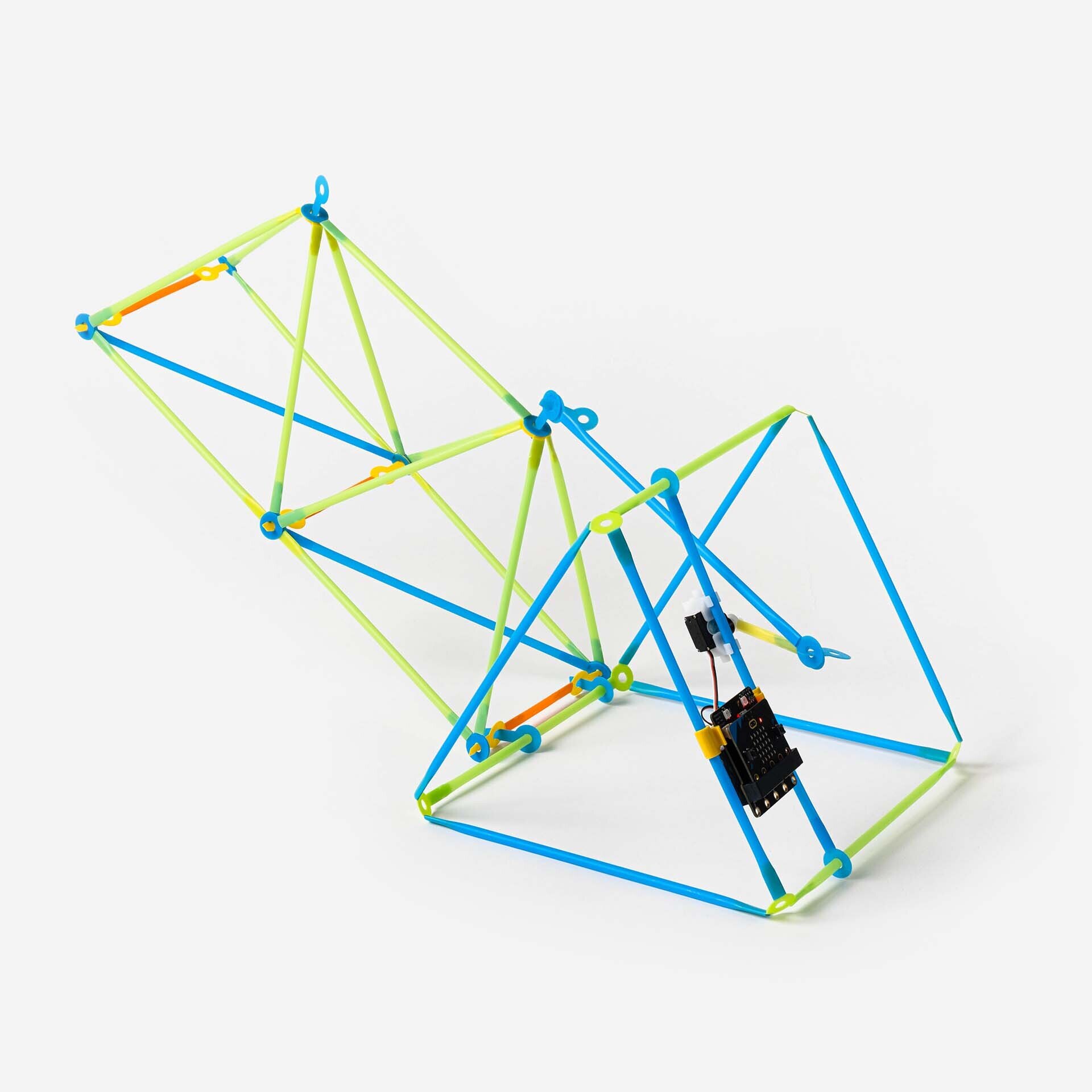 res_act_construct-a-drawbridge-with-microbit_cover-1